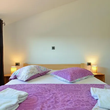 Ferienwohnung Fuer 5 Personen Ca 52 Qm In Sijana, Istrien Istrische Riviera Pula