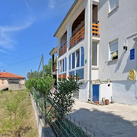 Ferienwohnung Fuer 5 Personen Ca 52 Qm In Sijana, Istrien Istrische Riviera *